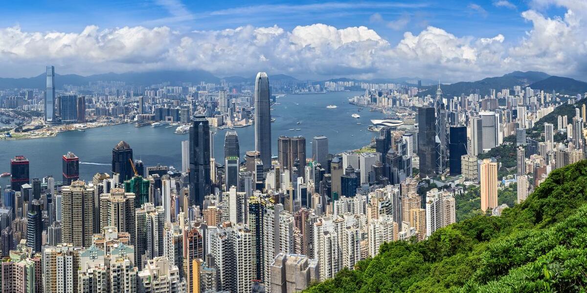 拥有香港身份，在内地生活更受惠！教育、个税、创业、医疗尽享